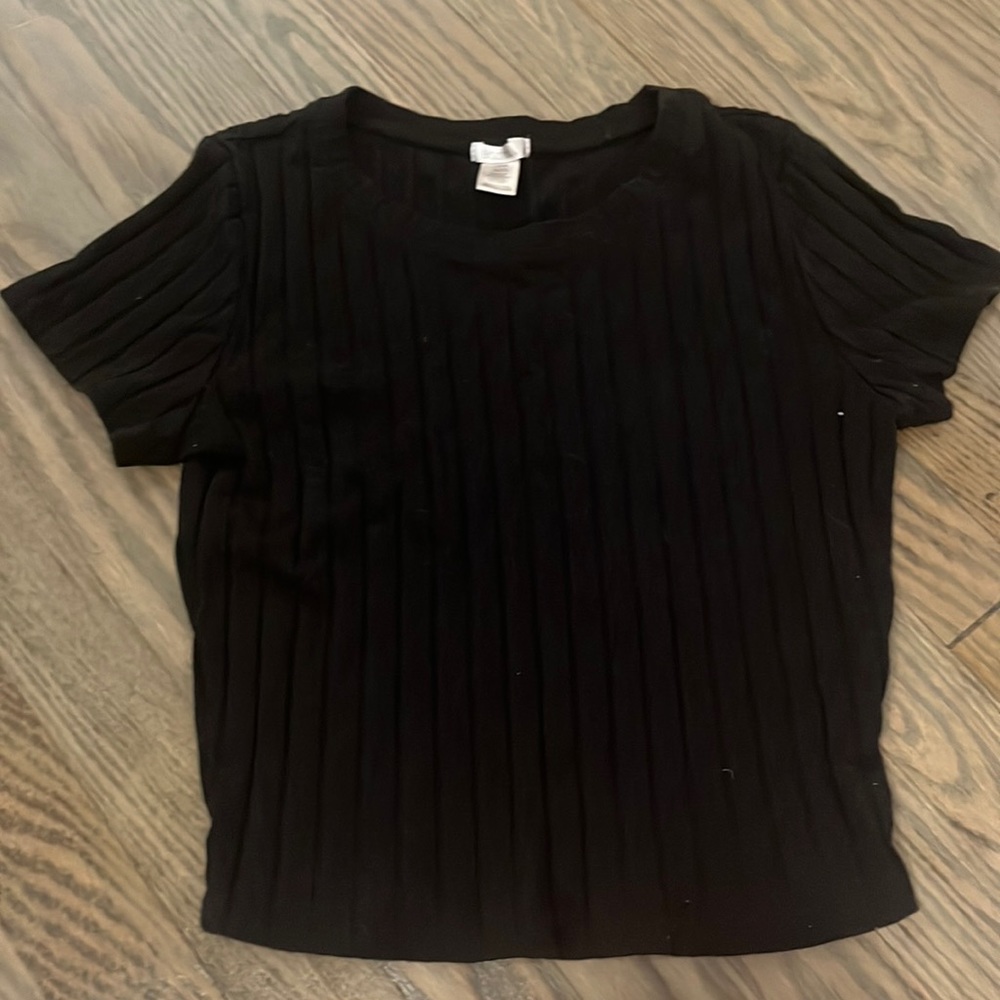 Black shirt